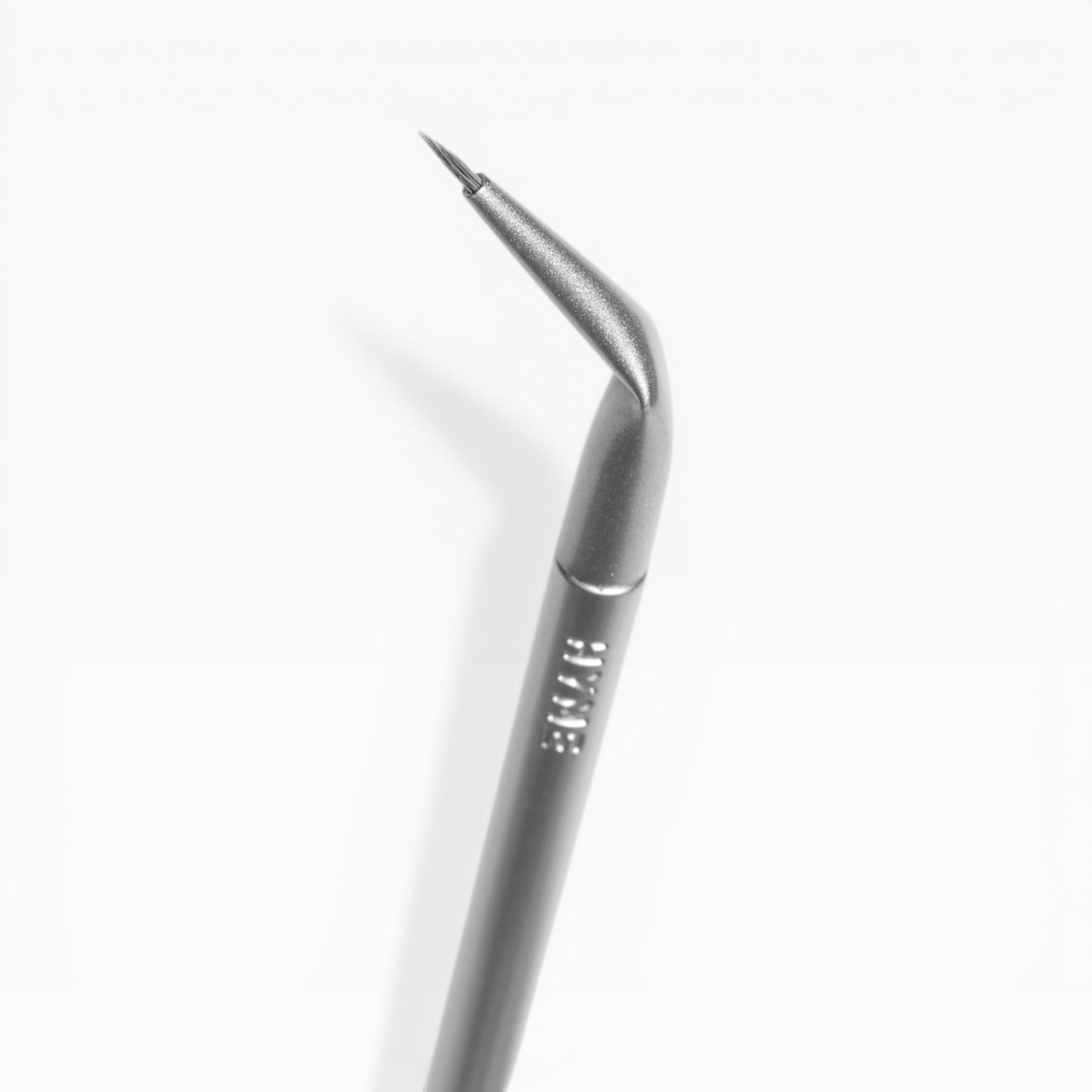 Skin Sync Fine Liner Brush - 142