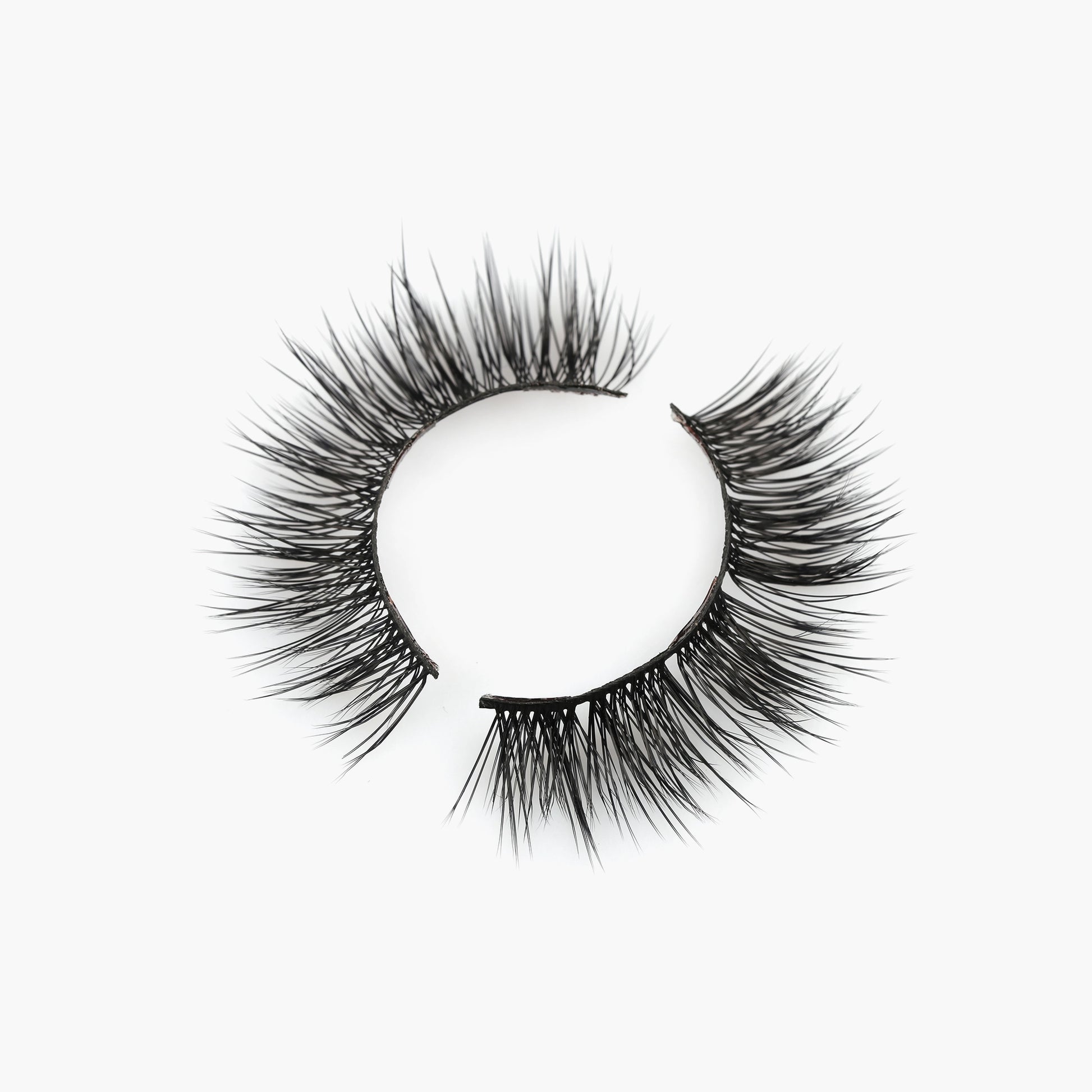 Ellie Lashes HYME BEAUTY